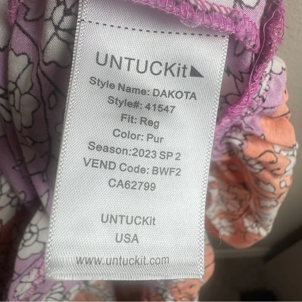 UNTUCKit good preowned